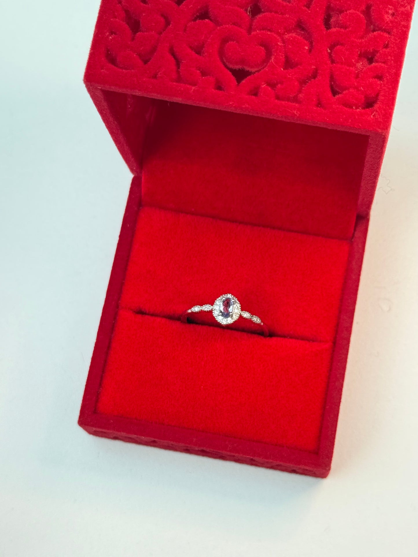 Elegant Tanzanite Crystal Ring ๐๐