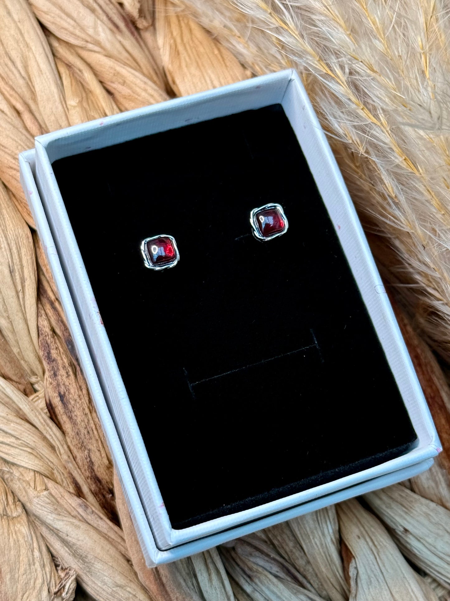 Garnet Studs ❤️