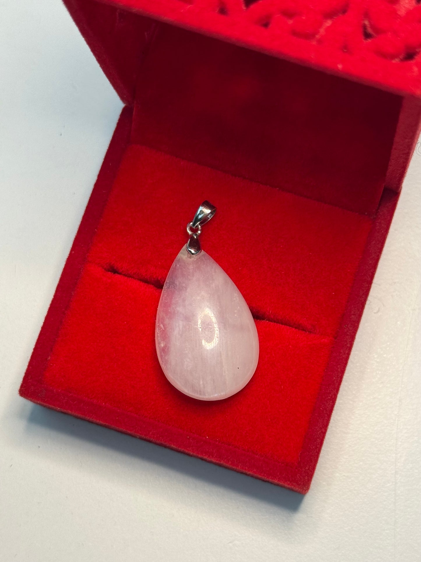 Rainbow Moonstone Pendant ~ 925 Sterling Silver ๐๐๐