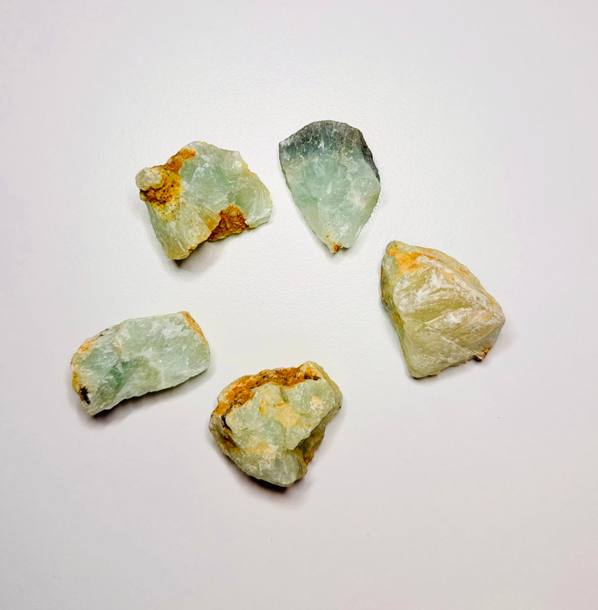 Prehnite natural specimens ๐