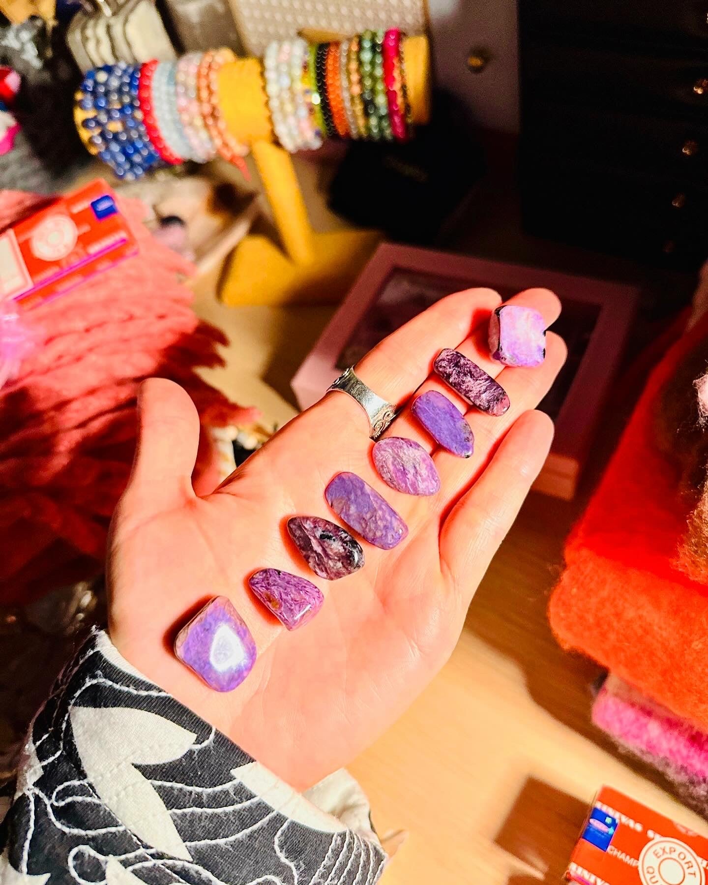 Charoite Crystals ๐ฎ๐๐