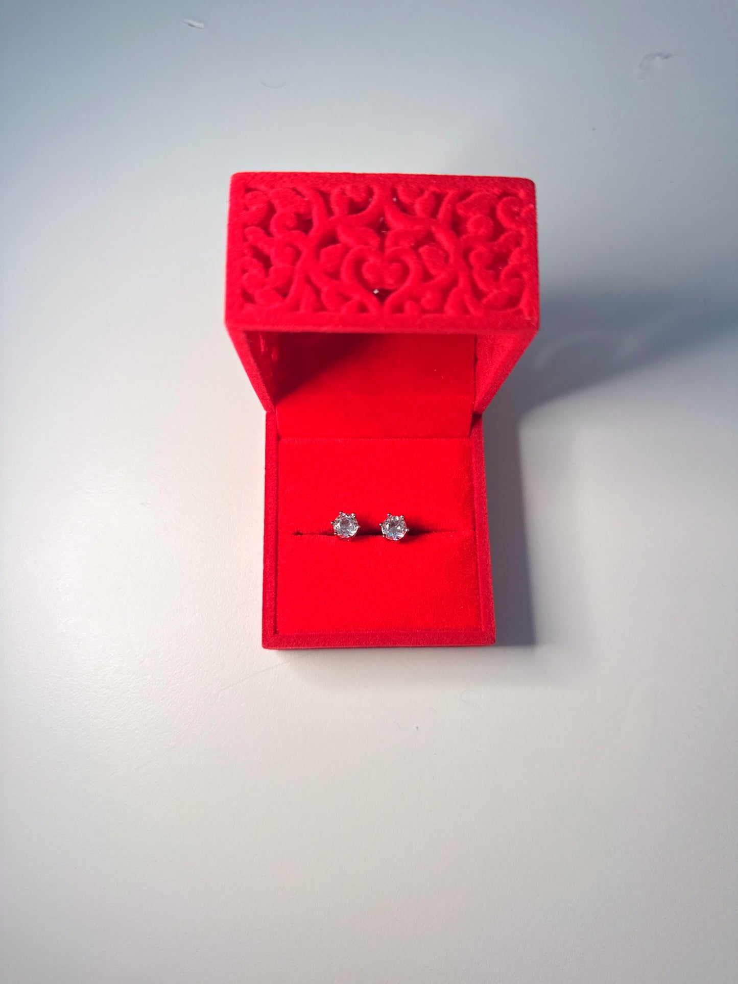 Quartz Silver 925 Studs ð