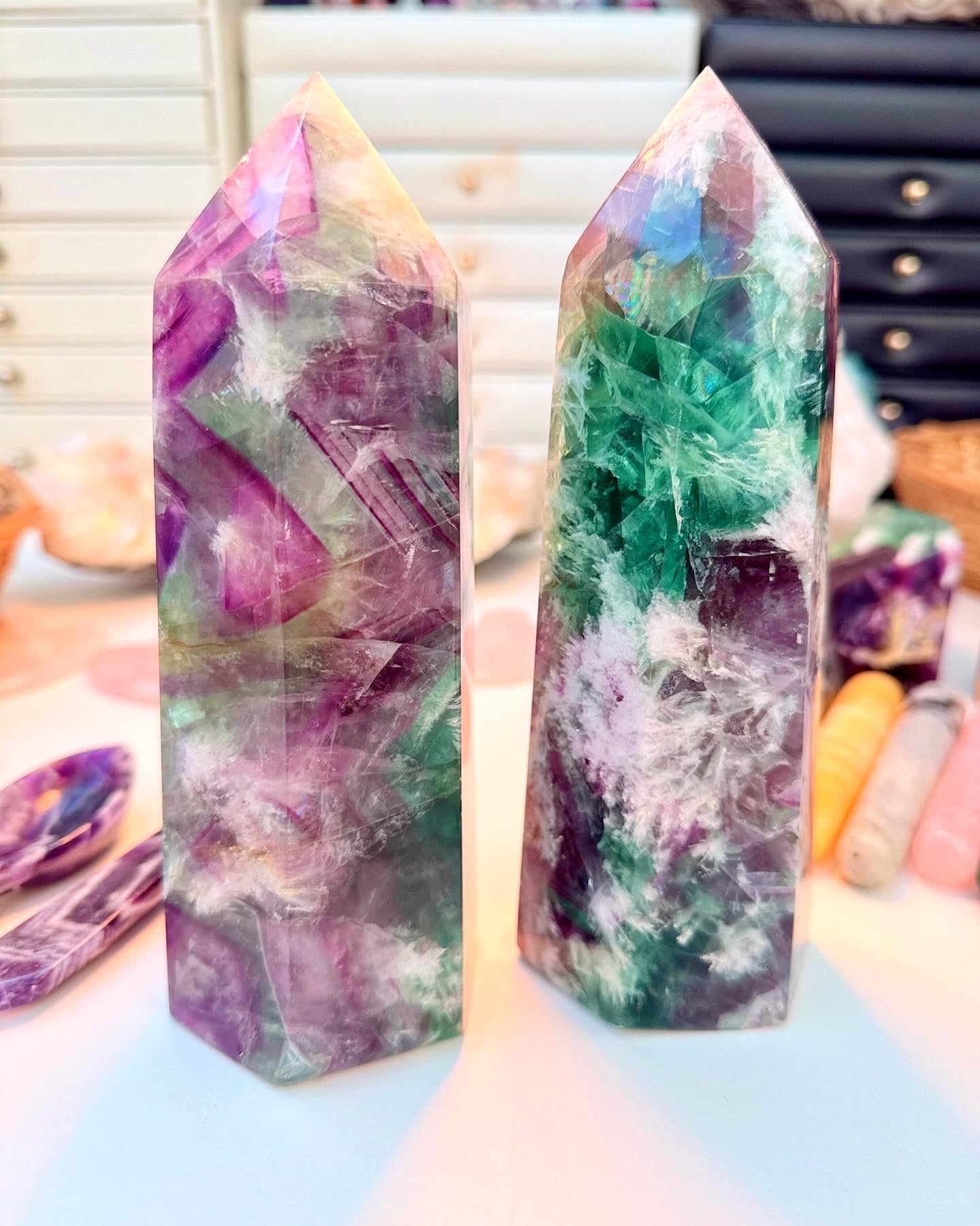 Feather Fluorite Tower ๐๐ฎ๐ชฝ๐ผ๐ผ