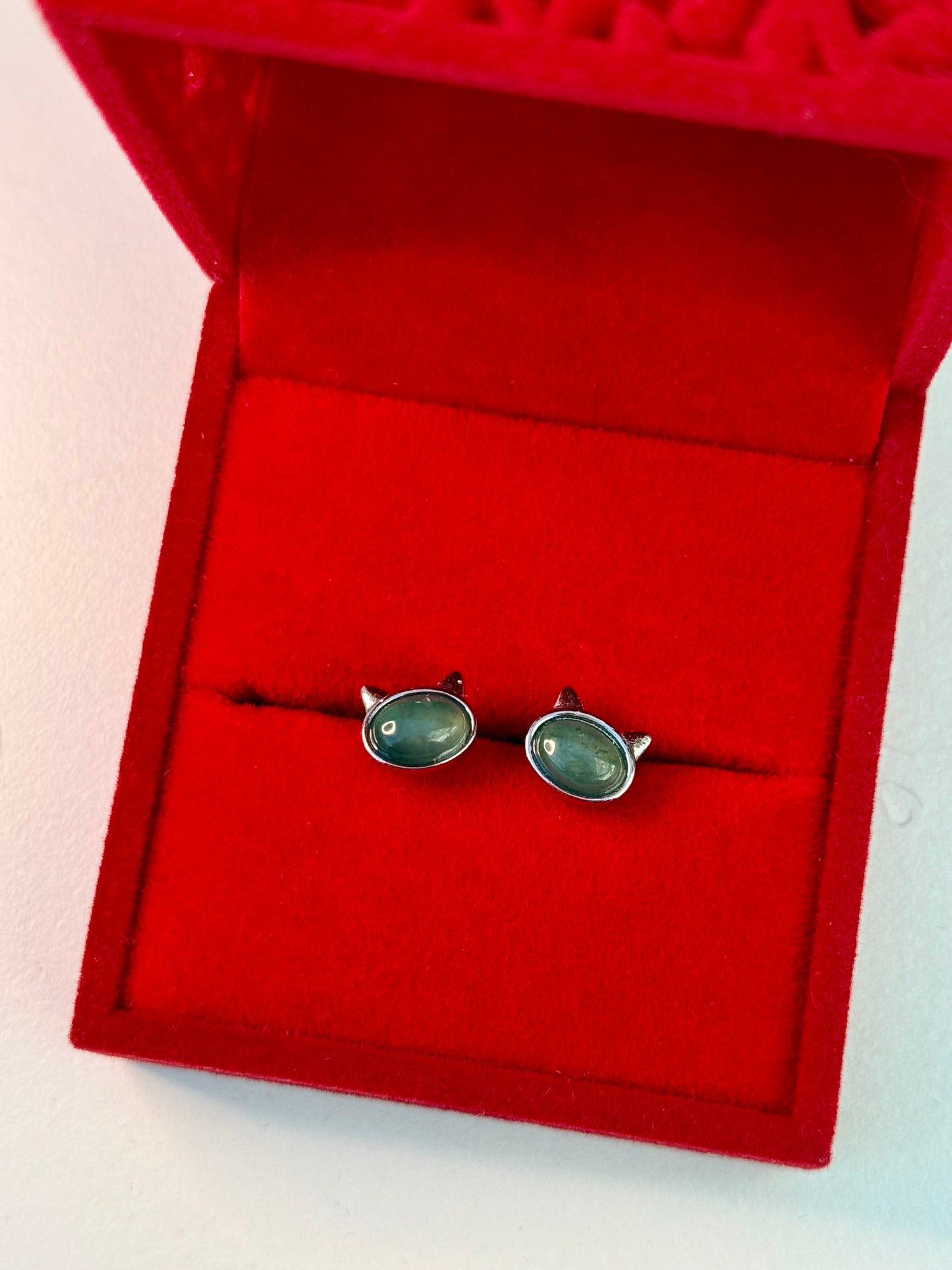 Jade Cat Studs ~ Silver 925 🍀