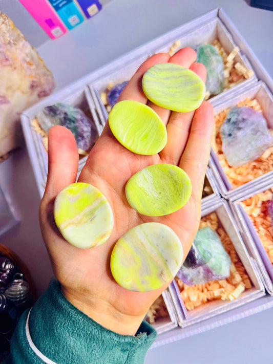 Serpentine ~ Worry Stone 🤩