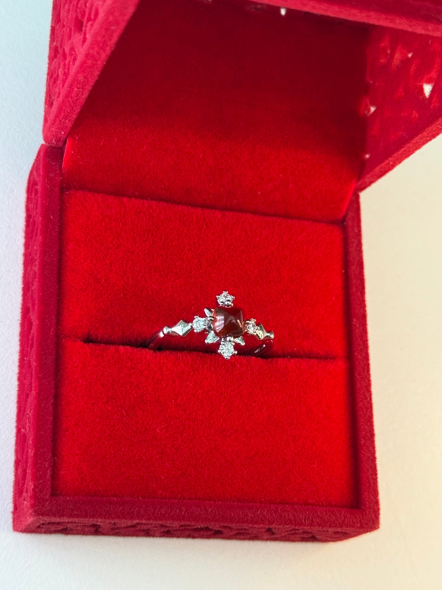 Radiant Amber Ring ✨💍