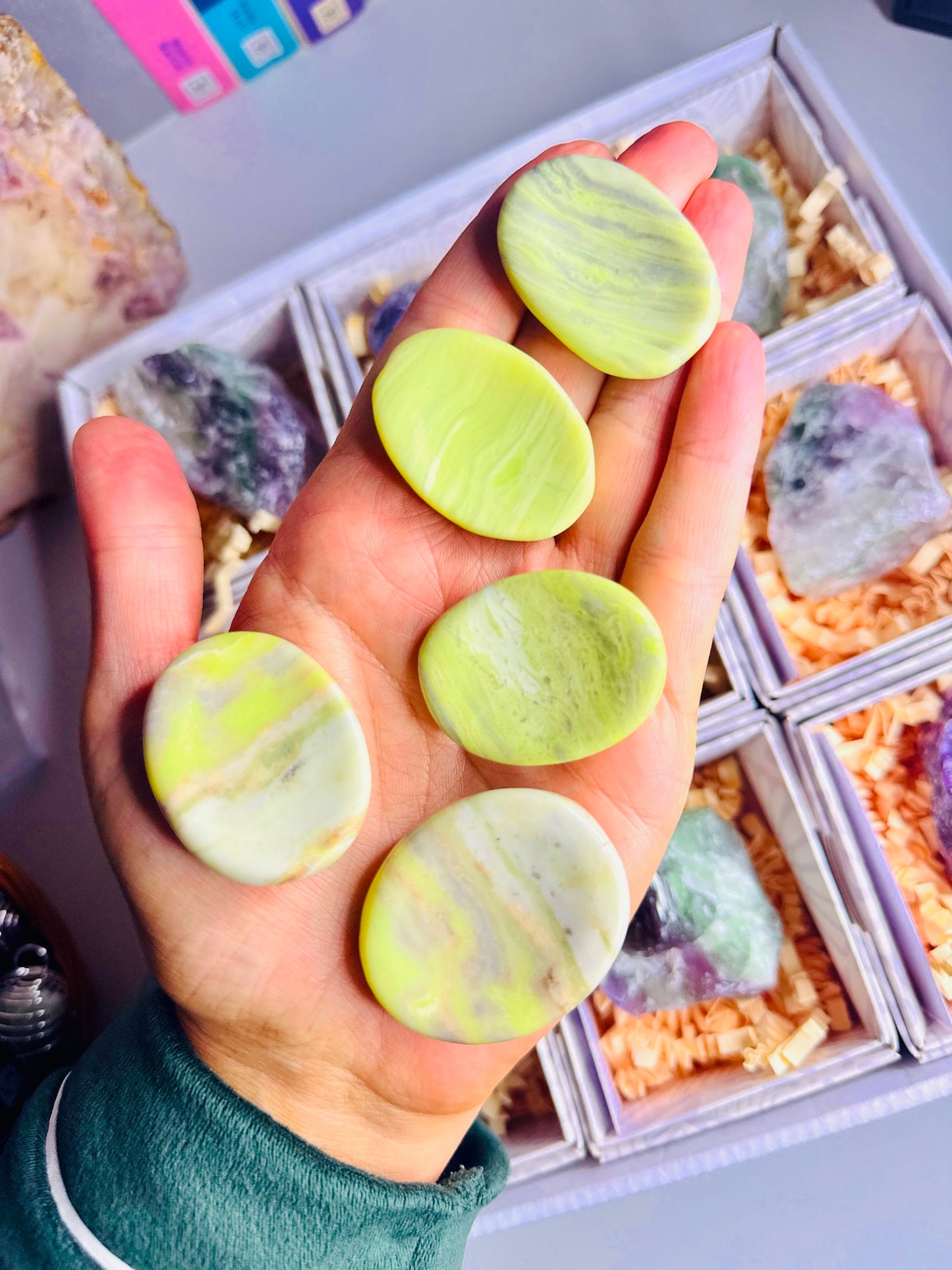 Serpentine ~ Worry Stone 🤩