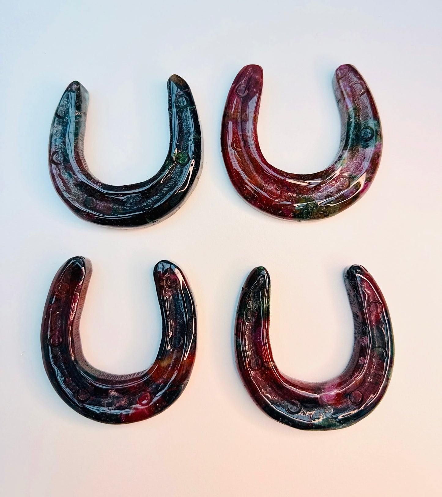 Bloodstone Lucky Horseshoe 🐴🍀