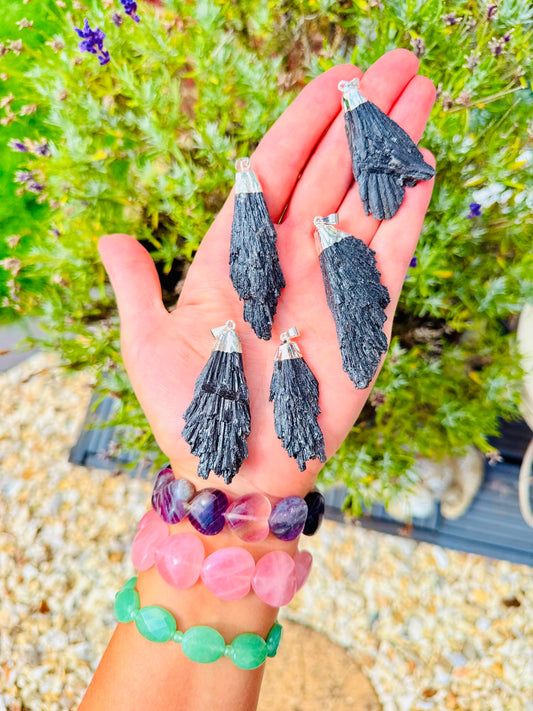 Black Kyanite is also known as ‘witches broom’ Pendants 🧙🏼‍♀️🧹