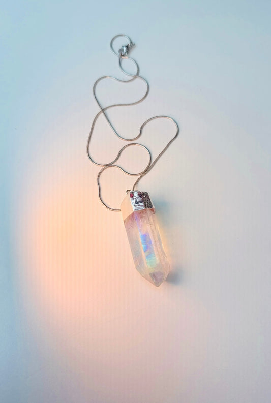 Angel Aura Quartz Pendant 👼🏼💕
