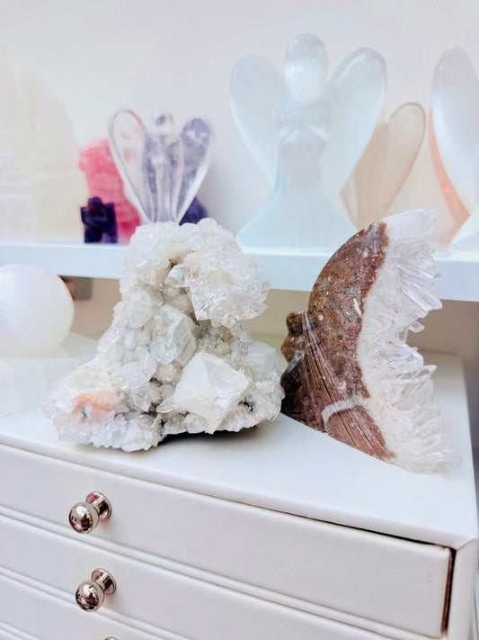 Apophyllite ~ The Angel’s Whisper Crystal 👼🏼