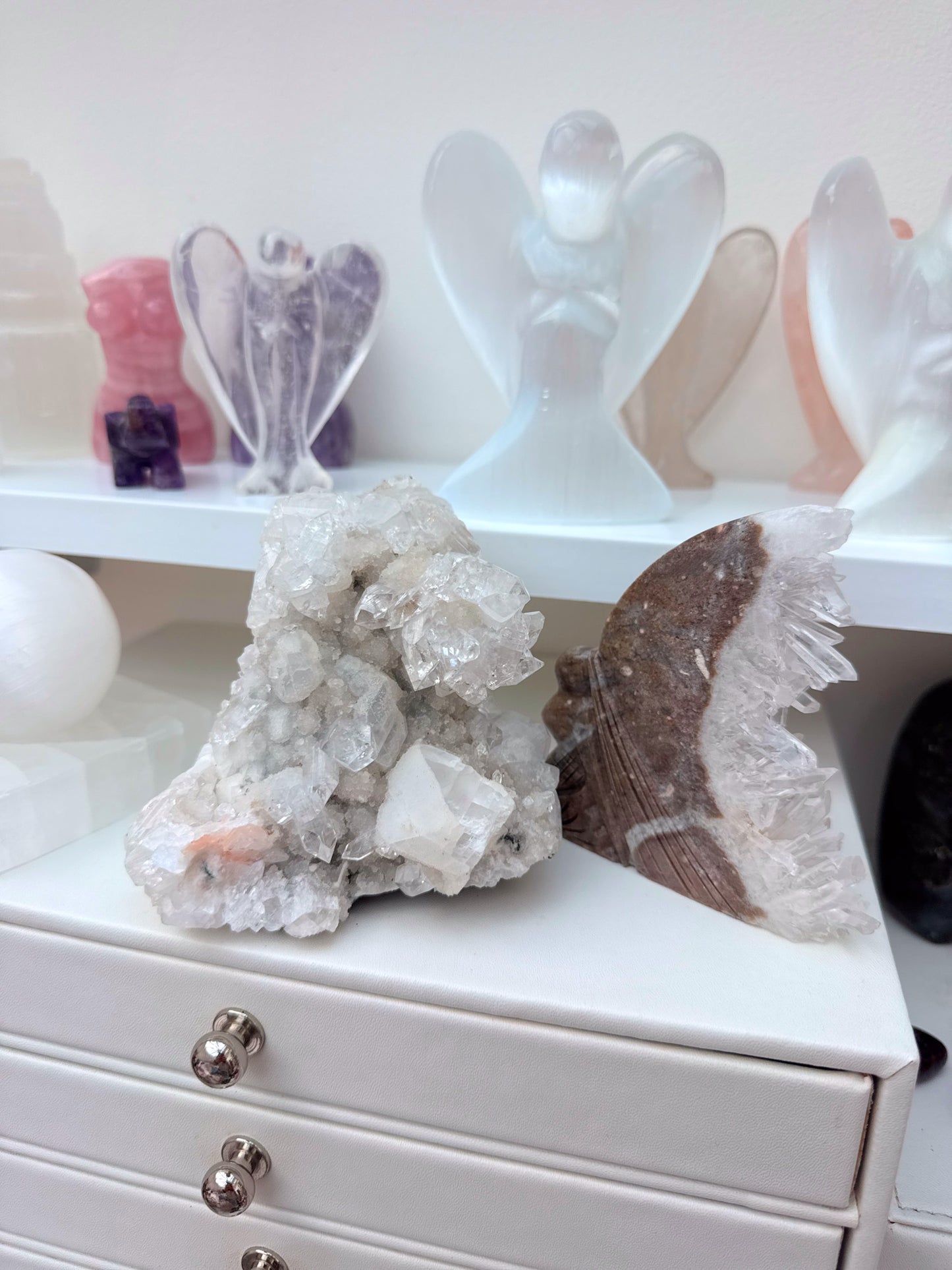 Apophyllite ~ The Angel’s Whisper Crystal 👼🏼